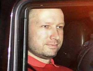 anders breivikjpg 300x229 Teoristul norvegian vrea acces la WikiLeaks si mancare speciala   