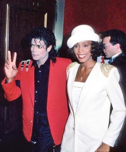 whitney michael 248x300 Whitney Houston l a vrut pe Michael Jackson, dar s a iubit cu fratele Jermaine 