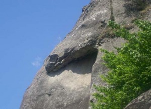 7 capul balaurului 300x217 Calea Zeilor din Cetateni, cel mai misterios loc din Romania  (I)