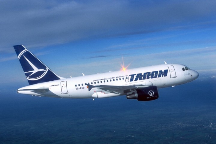 avion tarom 720x480 Un avion TAROM cu 48 de pasageri la bord s a intors din drum, la Cluj